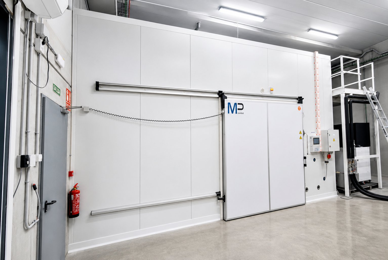 Cámara modular walk-in de testing (puerta corredera)